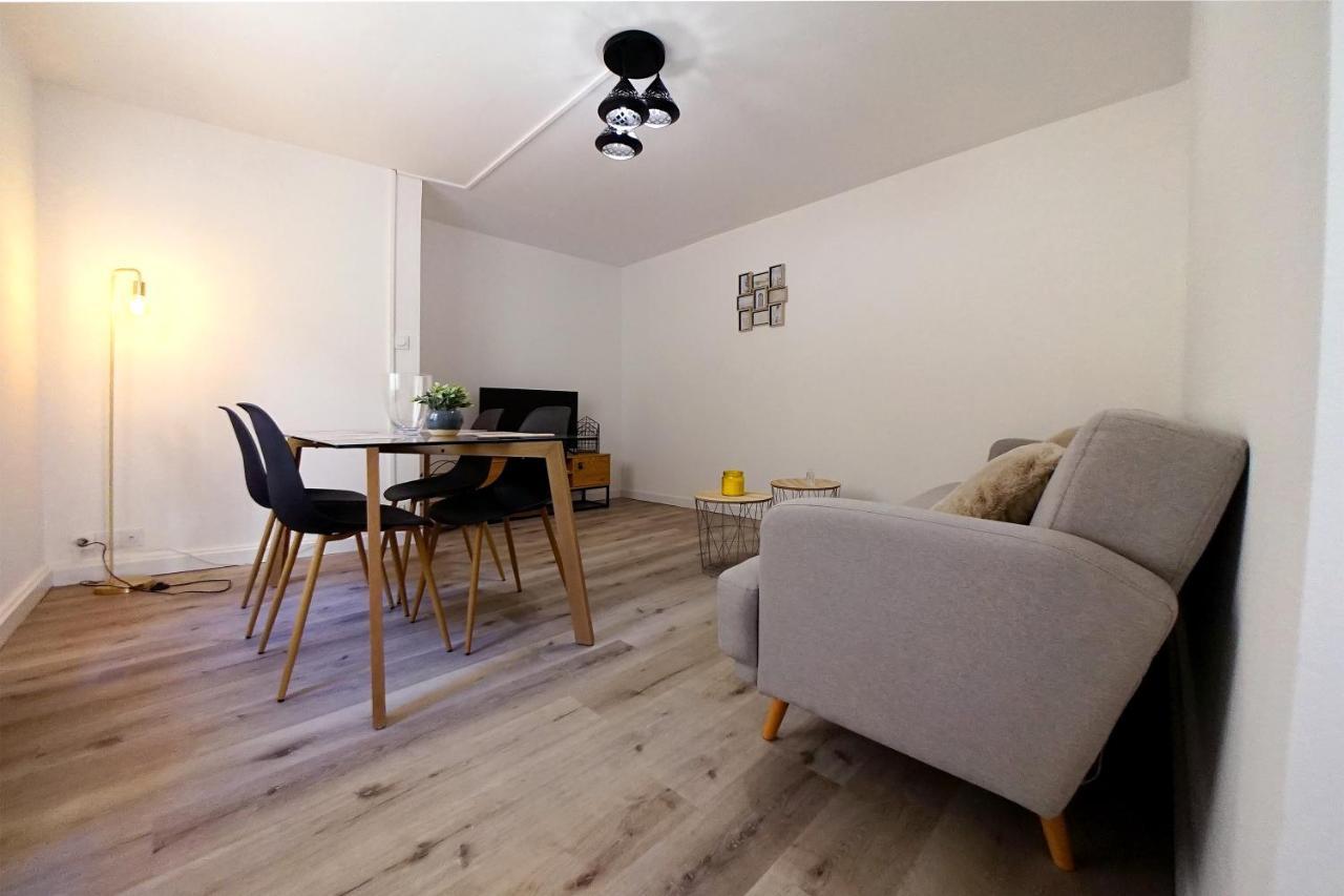 Appartement Au Coeur De Cours La Ville Exterior foto